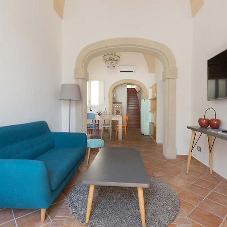 Mimi' Maison By Barbarhouse Lecce Exterior photo